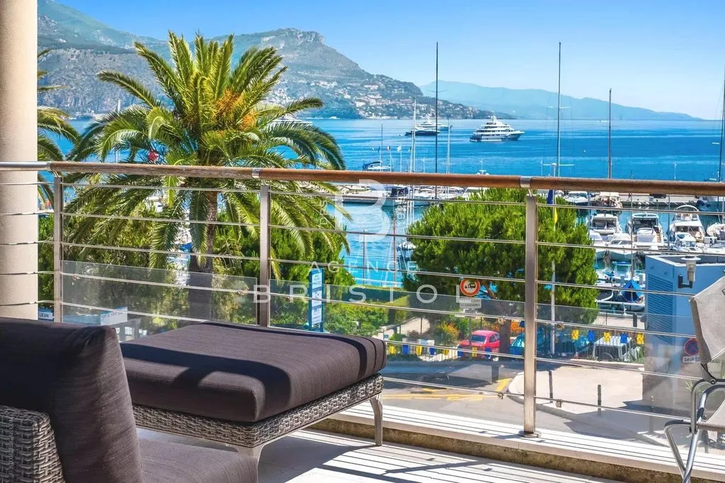 Flat 179m² in Italy, Arma di Taja. Priced at 4700000€ rent photo-5