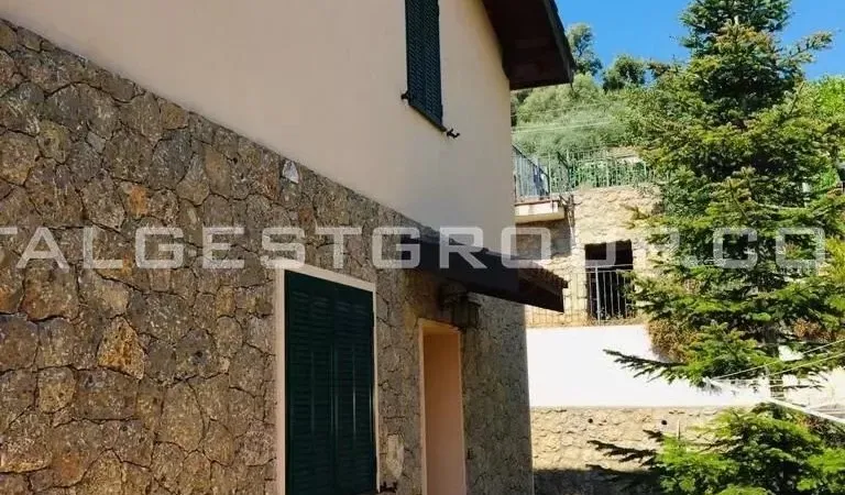 House 185m² in Italy, Ventimiglia. Priced at 303575£ rent photo-5
