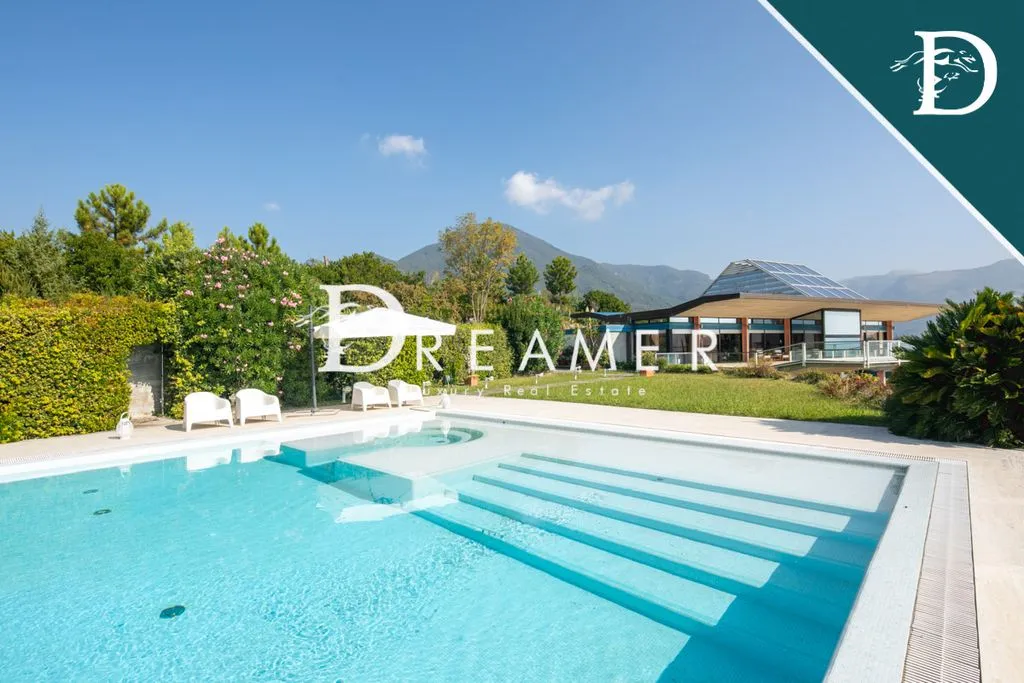 Villa 740m² in Italy, Camajore. Priced at 3600000€ rent photo-5