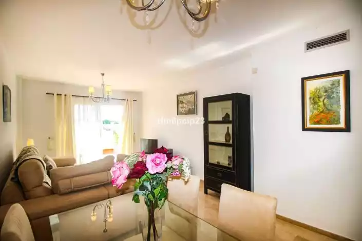 Flat 75m² in Italy, Lanzo d'Intelvi. Priced at 198000€ rent photo-12