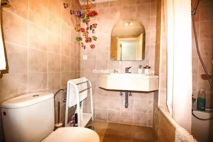 Flat 75m² in Italy, Lanzo d'Intelvi. Priced at 198000€ rent photo-14