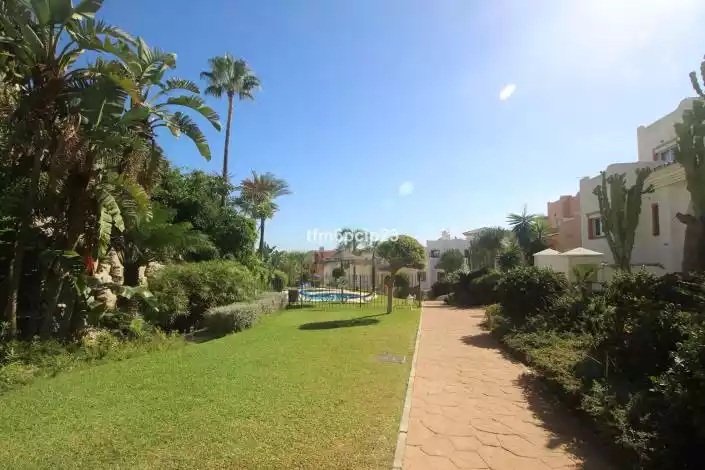 Flat 75m² in Italy, Lanzo d'Intelvi. Priced at 198000€ rent photo-2