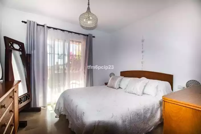 Flat 75m² in Italy, Lanzo d'Intelvi. Priced at 198000€ rent photo-6