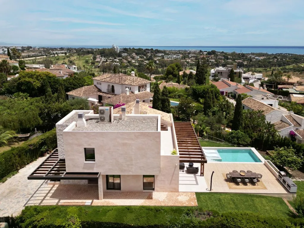 Villa 270m² in Portugal, Oeirash. Priced at 2550000€ rent photo-13