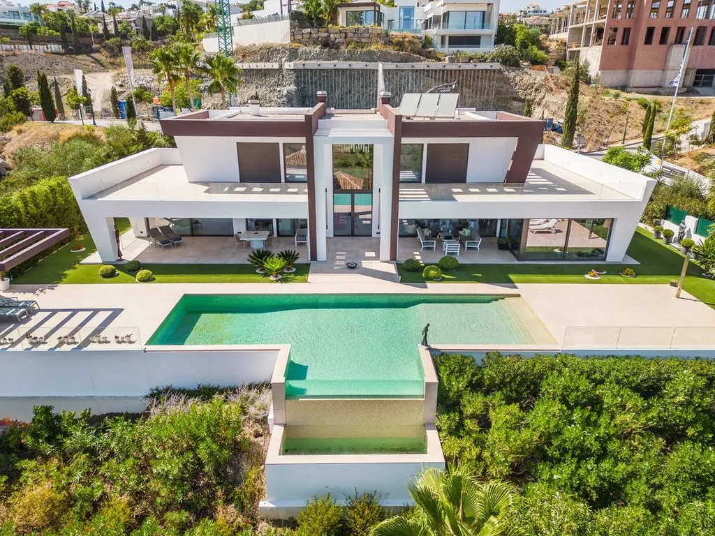 Villa 270m² in Portugal, Oeirash. Priced at 2550000€ rent photo-15