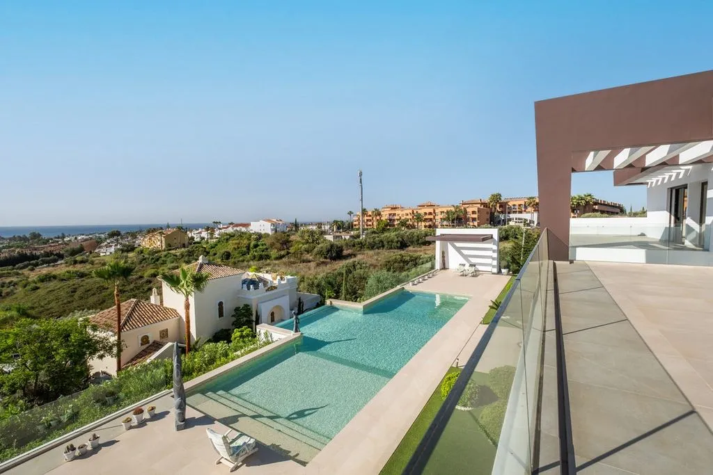 Villa 270m² in Portugal, Oeirash. Priced at 2550000€ rent photo-16