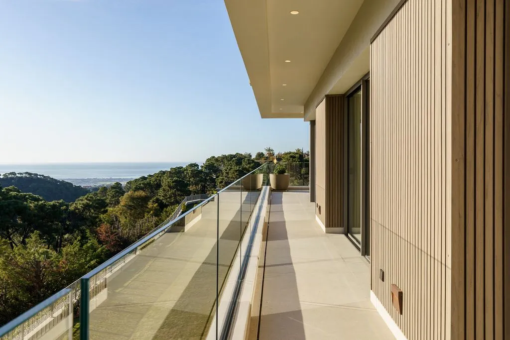 Villa 570m² in Portugal, Oeirash. Priced at 3495000€ rent photo-2