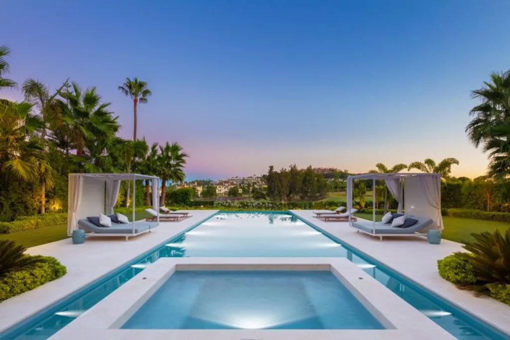 Villa 570m² in Portugal, Oeirash. Priced at 3495000€ rent photo-6