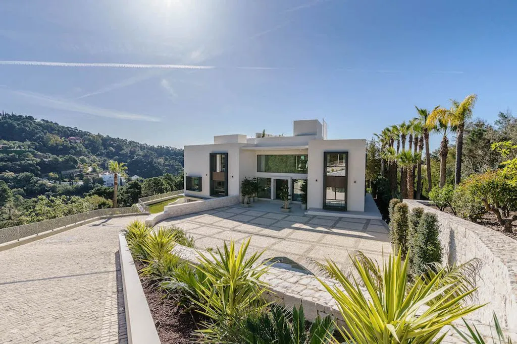 Villa 570m² in Portugal, Oeirash. Priced at 3495000€ rent photo-18