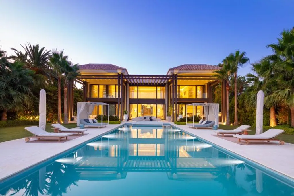 Villa 570m² in Portugal, Oeirash. Priced at 3495000€ rent photo-20