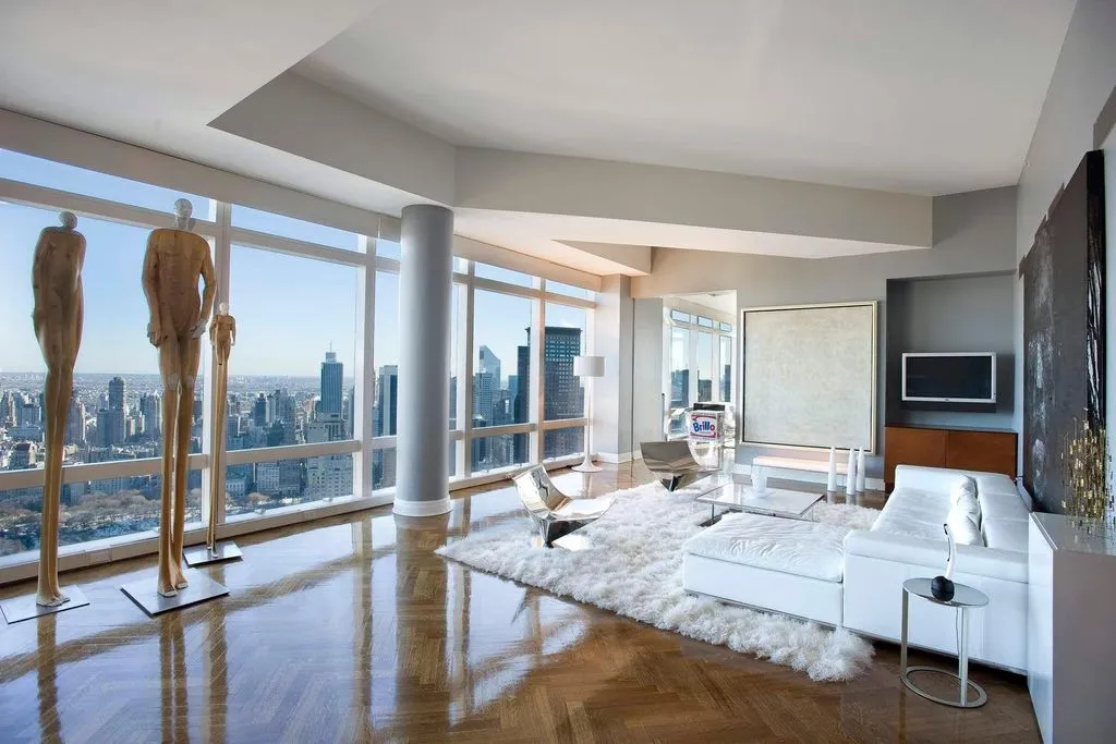 Flat 421m² in USA, New York. Priced at 117100€ rent photo-5
