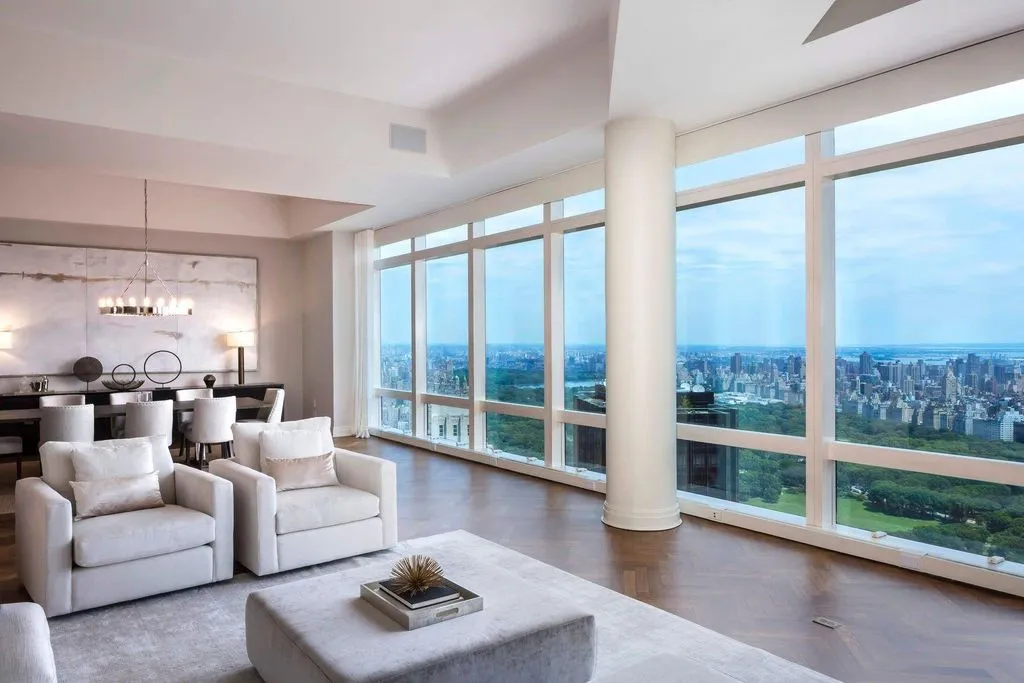 Flat 421m² in USA, New York. Priced at 117100€ rent photo-6
