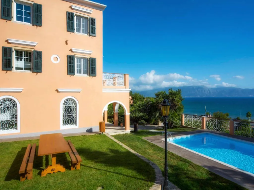 Villa 720m² in Greece, corfu. Priced at 37700€ rent photo-5