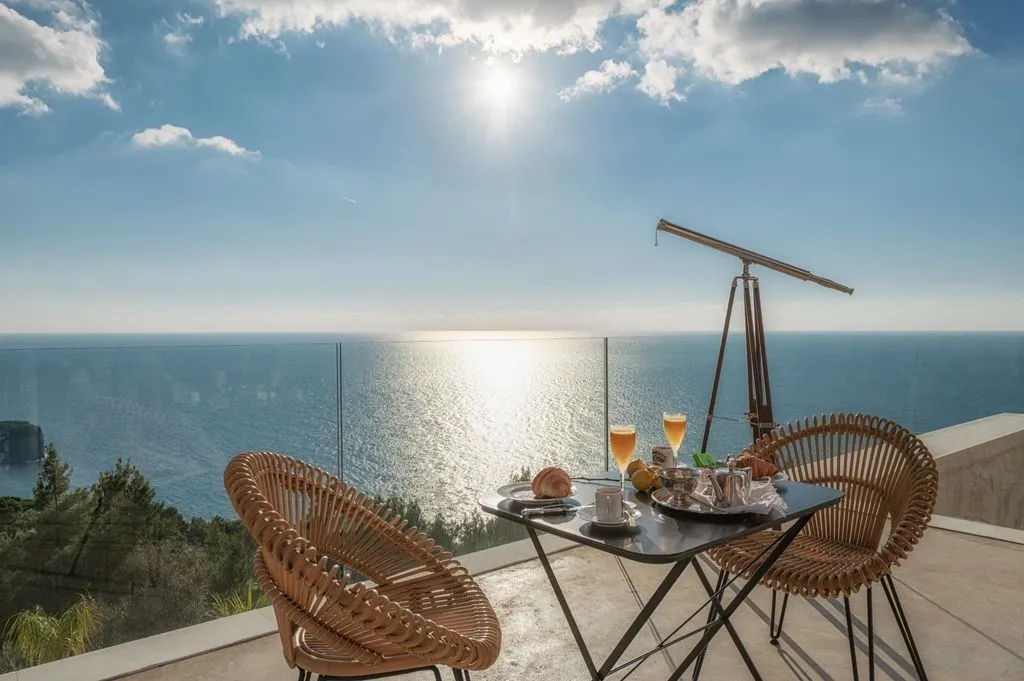 Villa 720m² in Greece, corfu. Priced at 37700€ rent photo-12