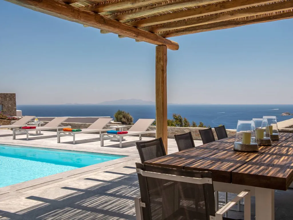 Villa 540m² in Greece, Mykonos. Priced at 44800€ rent photo-2