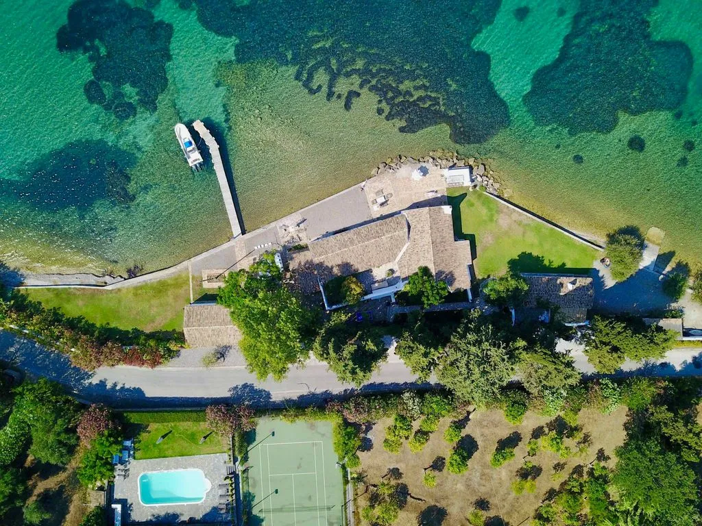 House 740m² in Greece, corfu. Priced at 36580€ rent photo-4