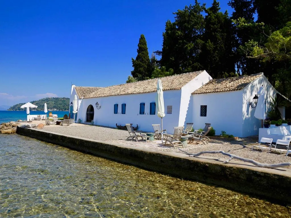 House 740m² in Greece, corfu. Priced at 36580€ rent photo-6