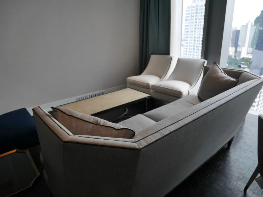Flat 236m² in Thailand, Bangkok. Priced at 1700€ rent photo-18