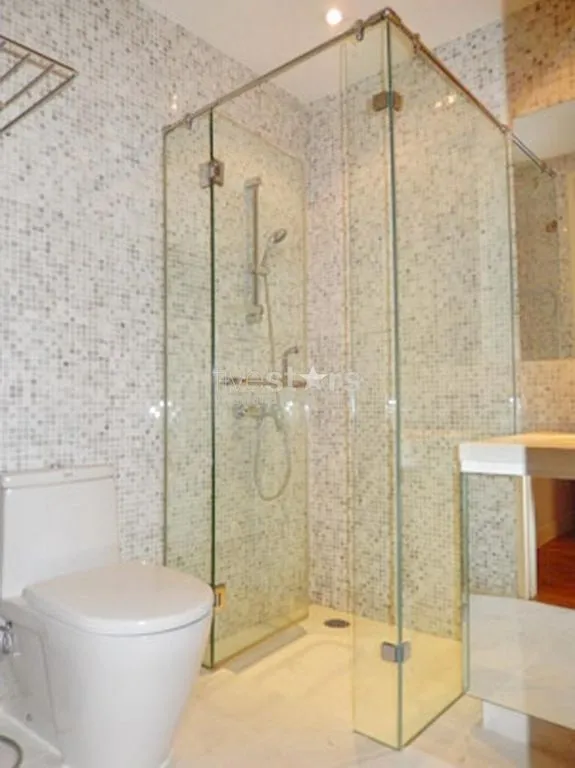 Flat 155m² in Thailand, Bangkok. Priced at 2490€ rent photo-2