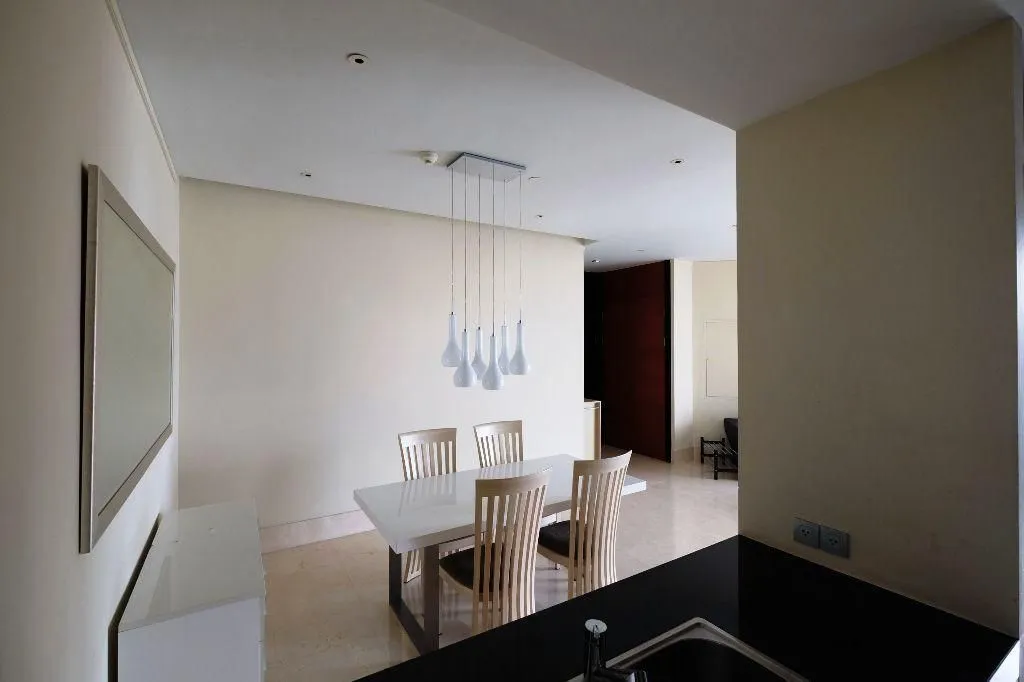 Flat 120m² in Thailand, Bangkok. Priced at 1570€ rent photo-2