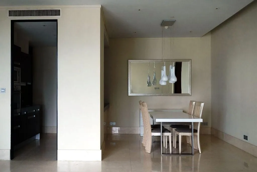 Flat 120m² in Thailand, Bangkok. Priced at 1570€ rent photo-3