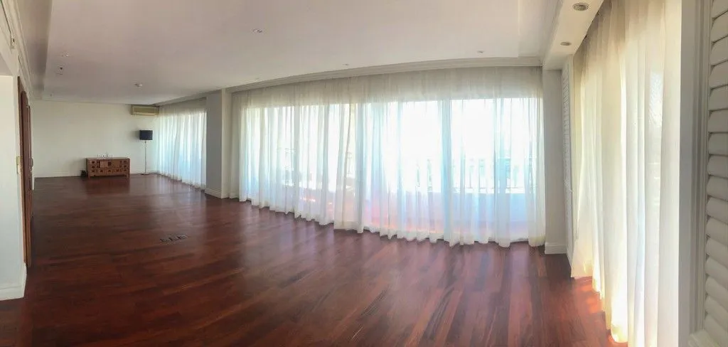 Flat 120m² in Thailand, Bangkok. Priced at 1570€ rent photo-12