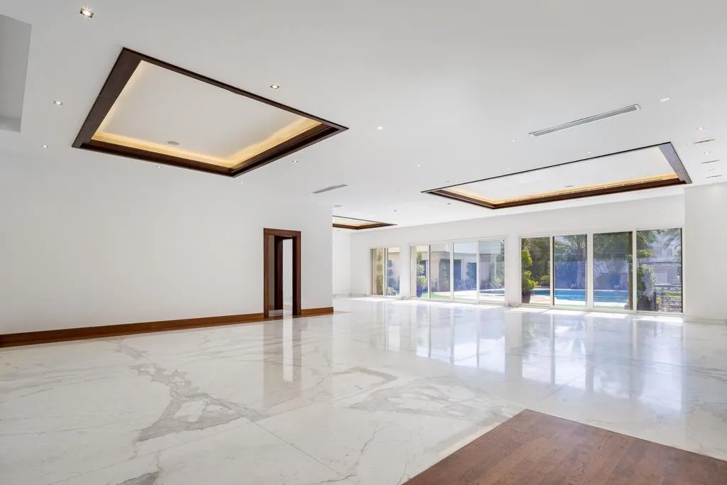 Villa 1958m² in UAE, Dubai. Priced at 970800€ rent photo-2
