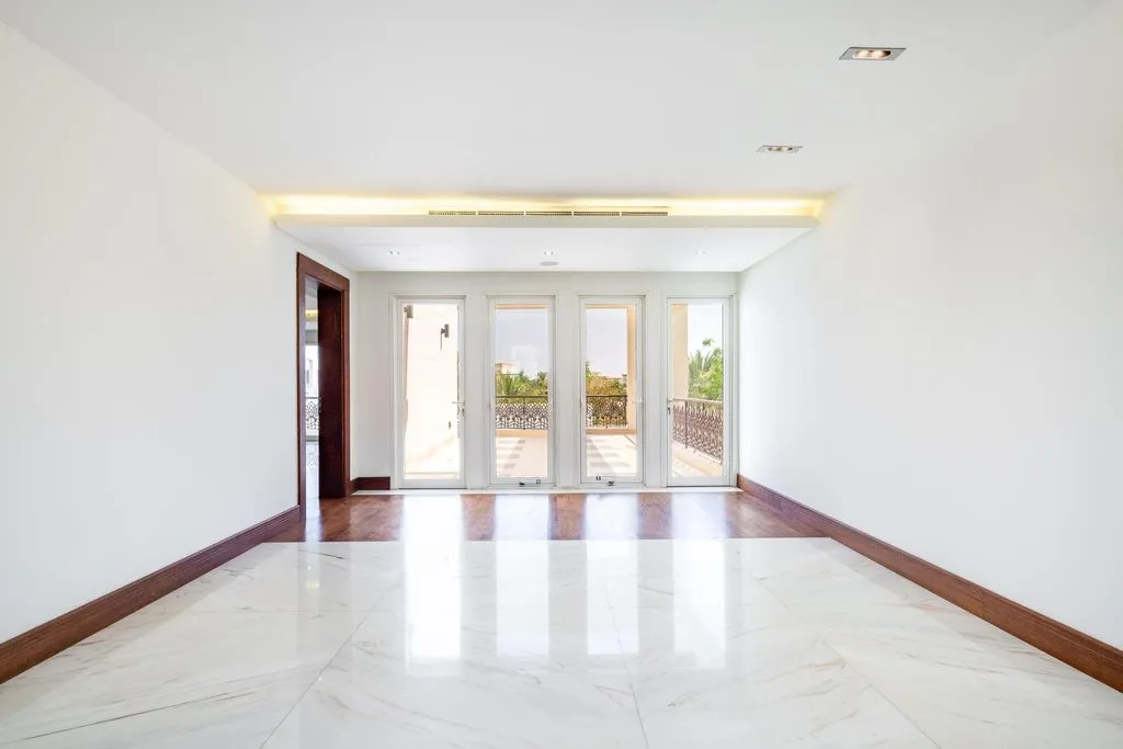Villa 1958m² in UAE, Dubai. Priced at 970800€ rent photo-4