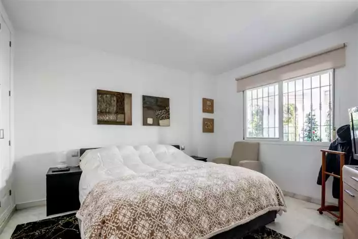 Flat 75m² in Italy, Mandello del Lario. Priced at 318500€ rent photo-11