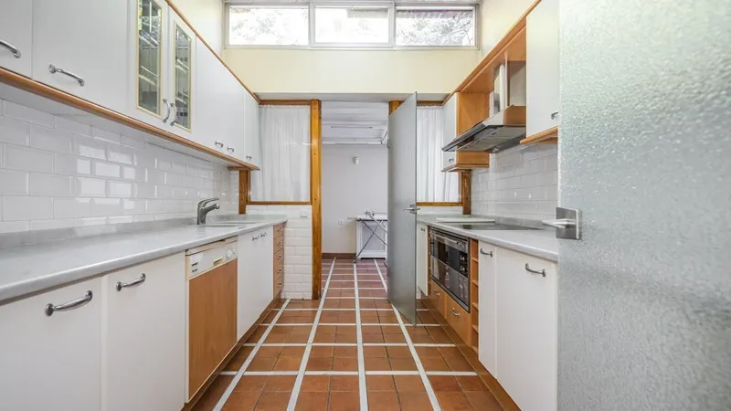 House 389m² in Portugal, Lisbon. Priced at 1782150£ rent photo-6
