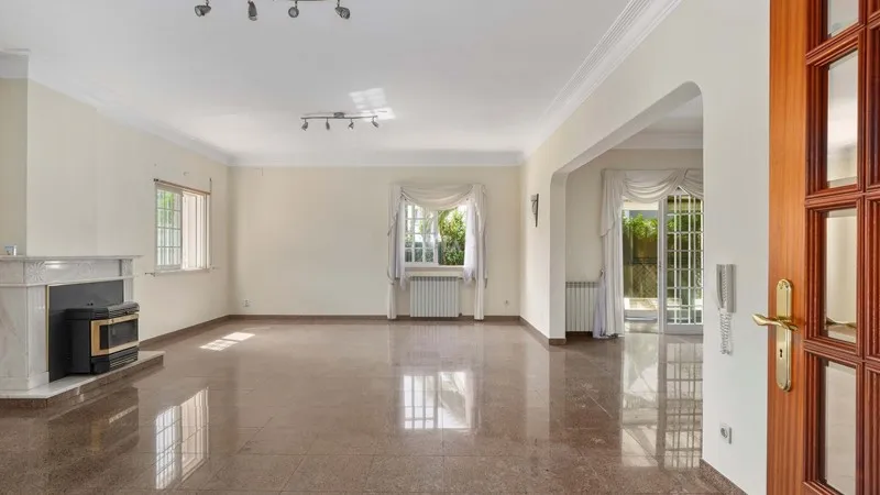 House 279m² in Italy, Pietralunga. Priced at 2178667£ rent photo-4
