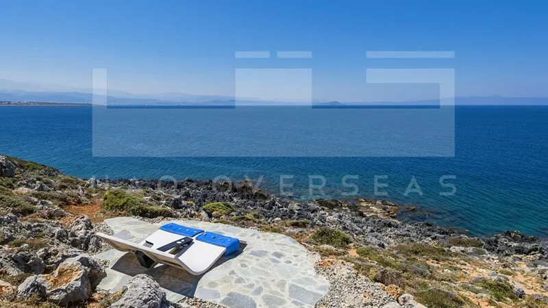 House 270m² in France, Beaulieu-sur-Mer. Priced at 958614£ rent photo-2