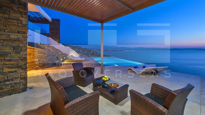 House 270m² in France, Beaulieu-sur-Mer. Priced at 958614£ rent photo-6