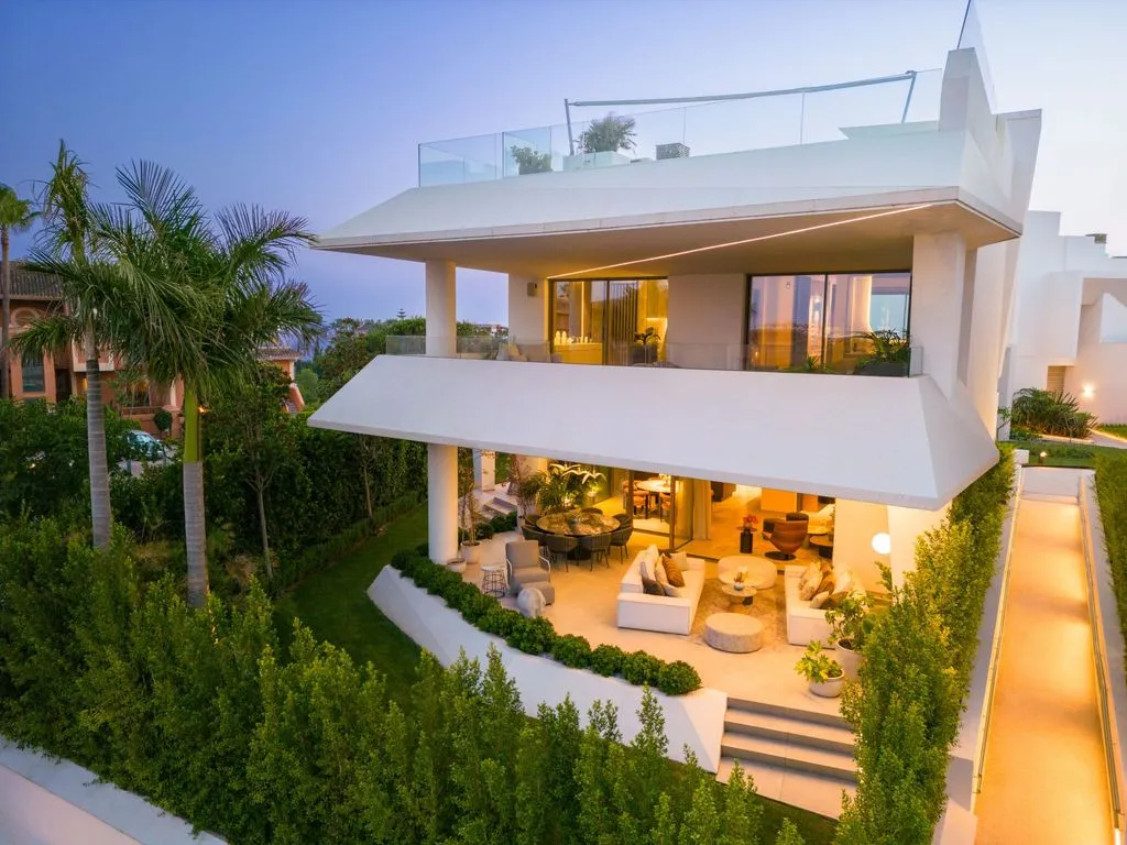 Villa 489m² in Portugal, Oeirash. Priced at 4495000€ rent photo-2