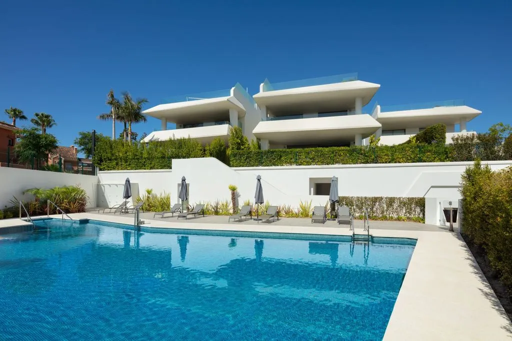 Villa 489m² in Portugal, Oeirash. Priced at 4495000€ rent photo-3