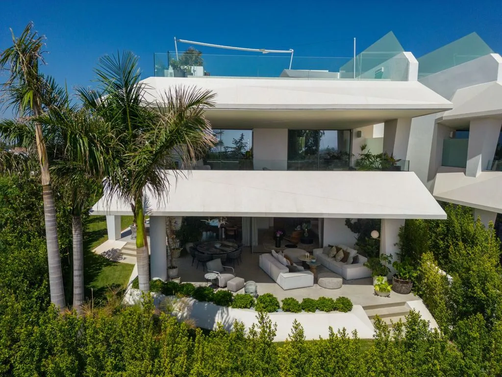 Villa 489m² in Portugal, Oeirash. Priced at 4495000€ rent photo-4