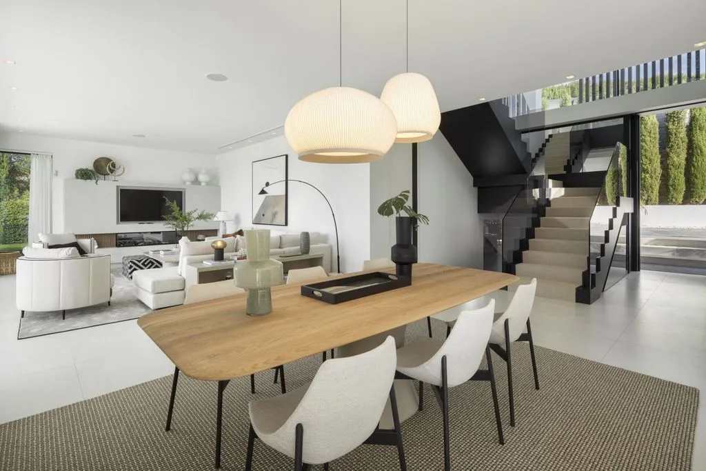 Villa 569m² in Portugal, Oeirash. Priced at 5650000€ rent photo-4