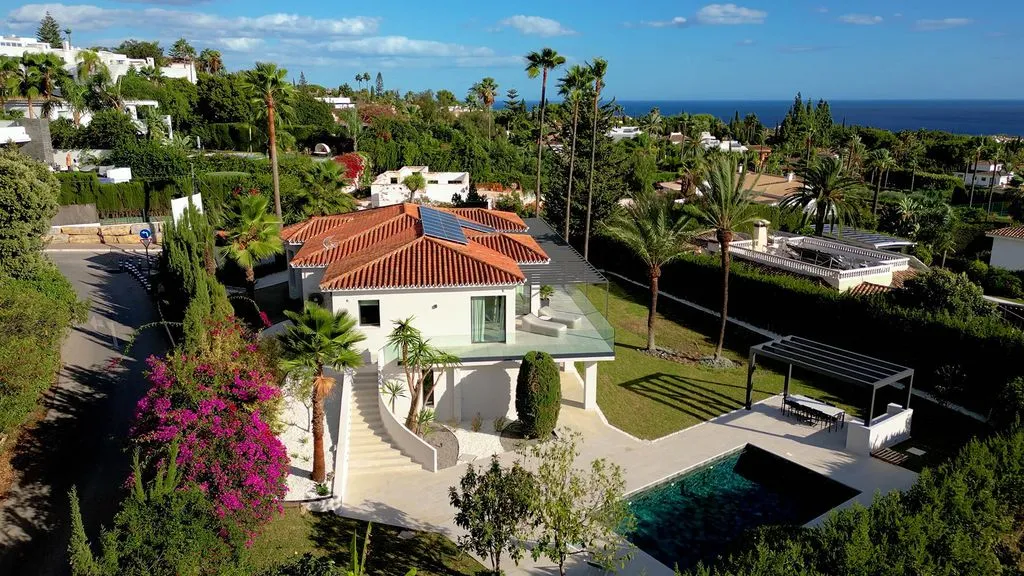 Villa 405m² in Portugal, Oeirash. Priced at 4995000€ rent photo-16