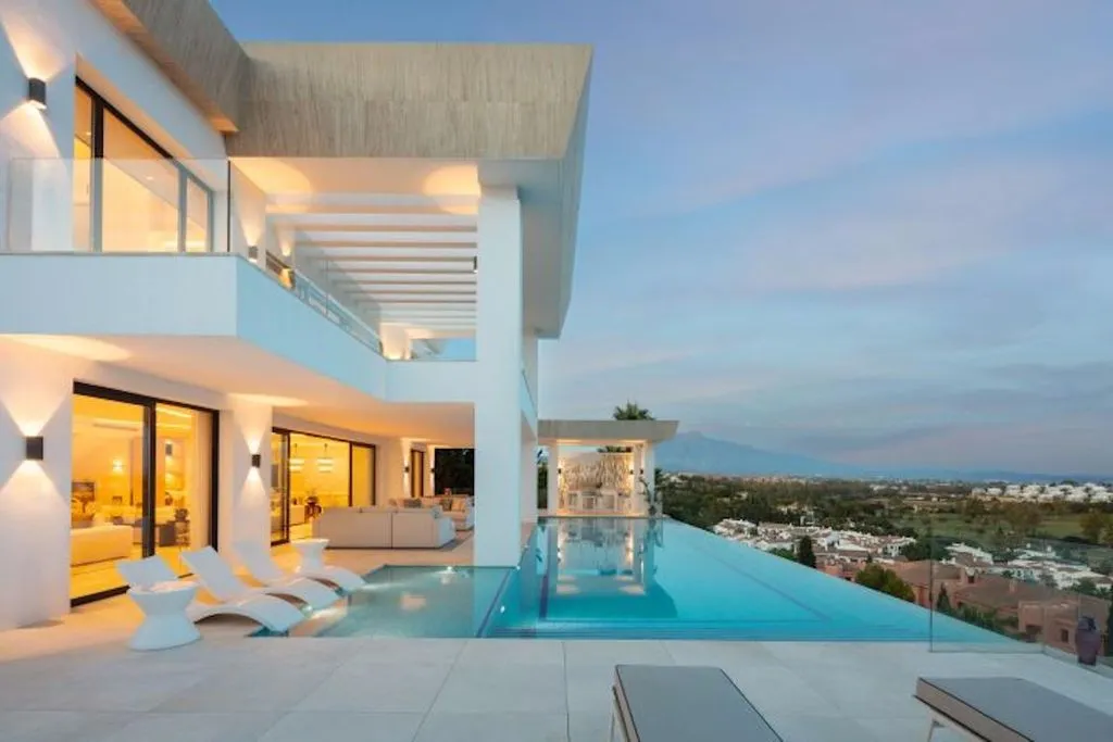 Villa 1365m² in Portugal, Oeirash. Priced at 7650000€ rent photo-12
