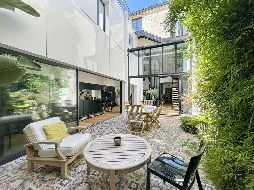 House 155m² in Italy, Bevanya. Priced at 1181000€ rent photo-6