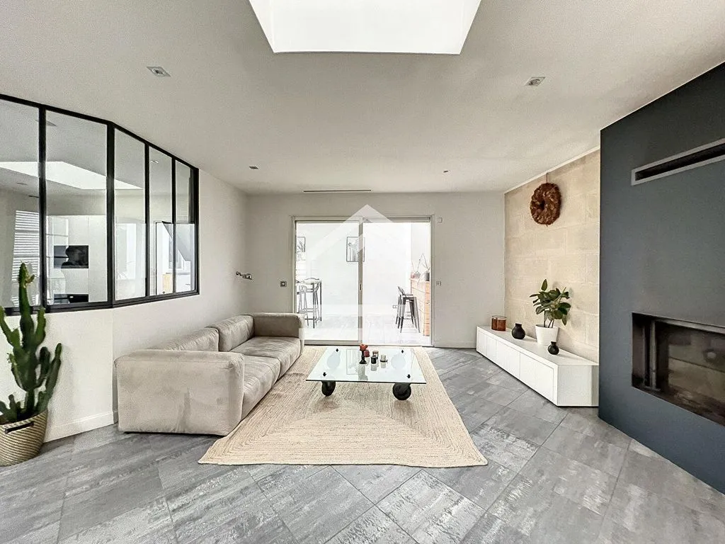 House 155m² in Italy, Bevanya. Priced at 1181000€ rent photo-12