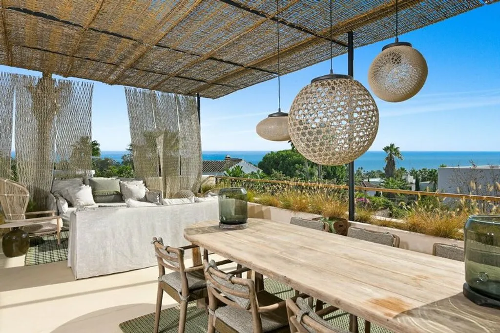 Villa 455m² in Portugal, Oeirash. Priced at 2990000€ rent photo-24