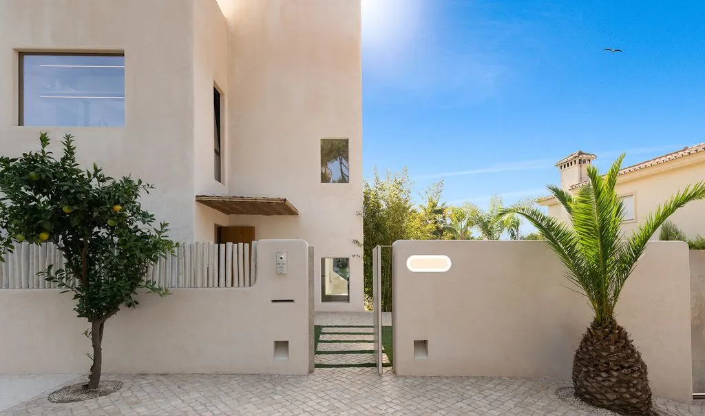 Villa 455m² in Portugal, Oeirash. Priced at 2990000€ rent photo-30