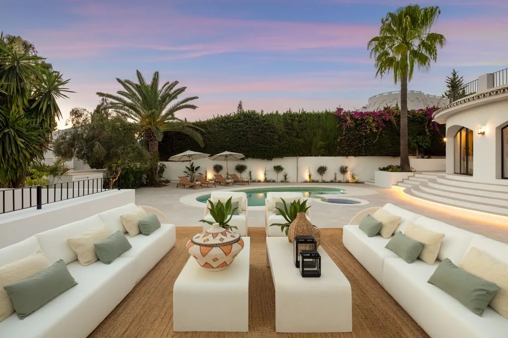 Villa 457m² in Spain, Marbella. Priced at 7195000€ rent photo-2