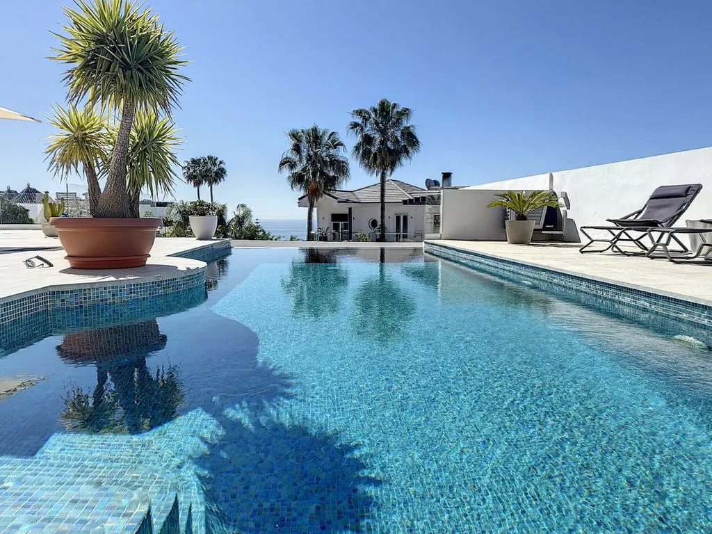 Villa 457m² in Spain, Marbella. Priced at 7195000€ rent photo-7