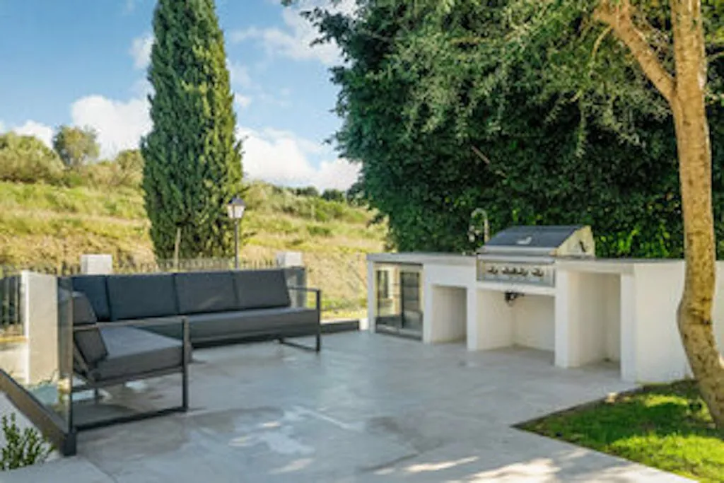 Villa 457m² in Spain, Marbella. Priced at 7195000€ rent photo-23