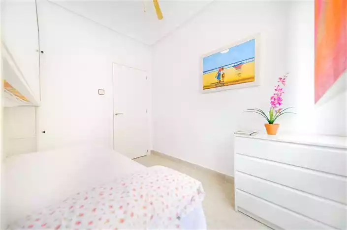 Flat 113m² in France, La Crua Valme. Priced at 169000€ rent photo-8