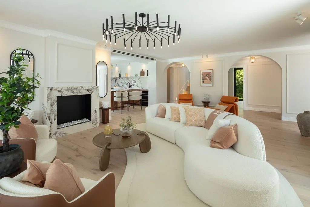 Villa 401m² in Portugal, Oeirash. Priced at 3895000€ rent photo-3
