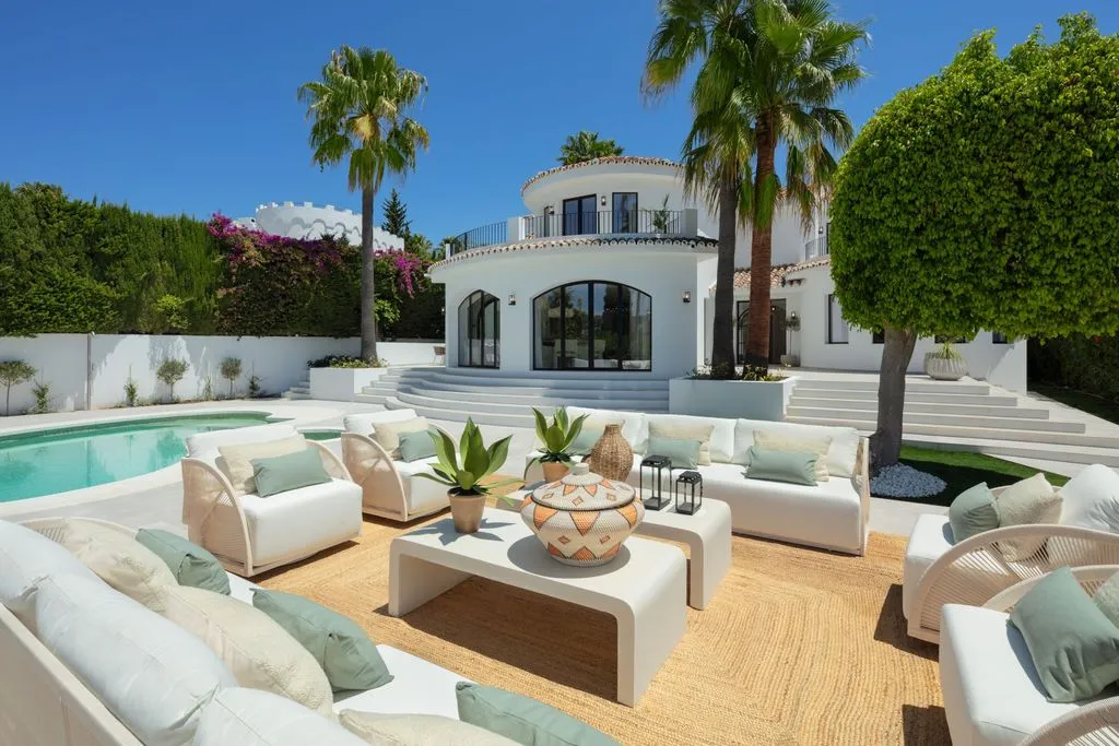 Villa 401m² in Portugal, Oeirash. Priced at 3895000€ rent photo-4