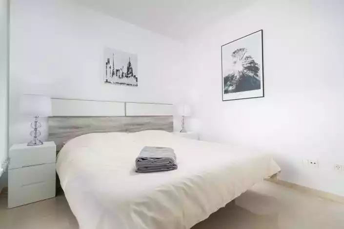 Flat 60m² in Italy, Lanzo d'Intelvi. Priced at 350000€ rent photo-11